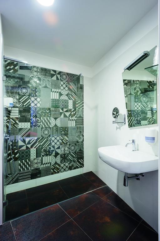 Chambre Supérieure avec 2 Lits Doubles