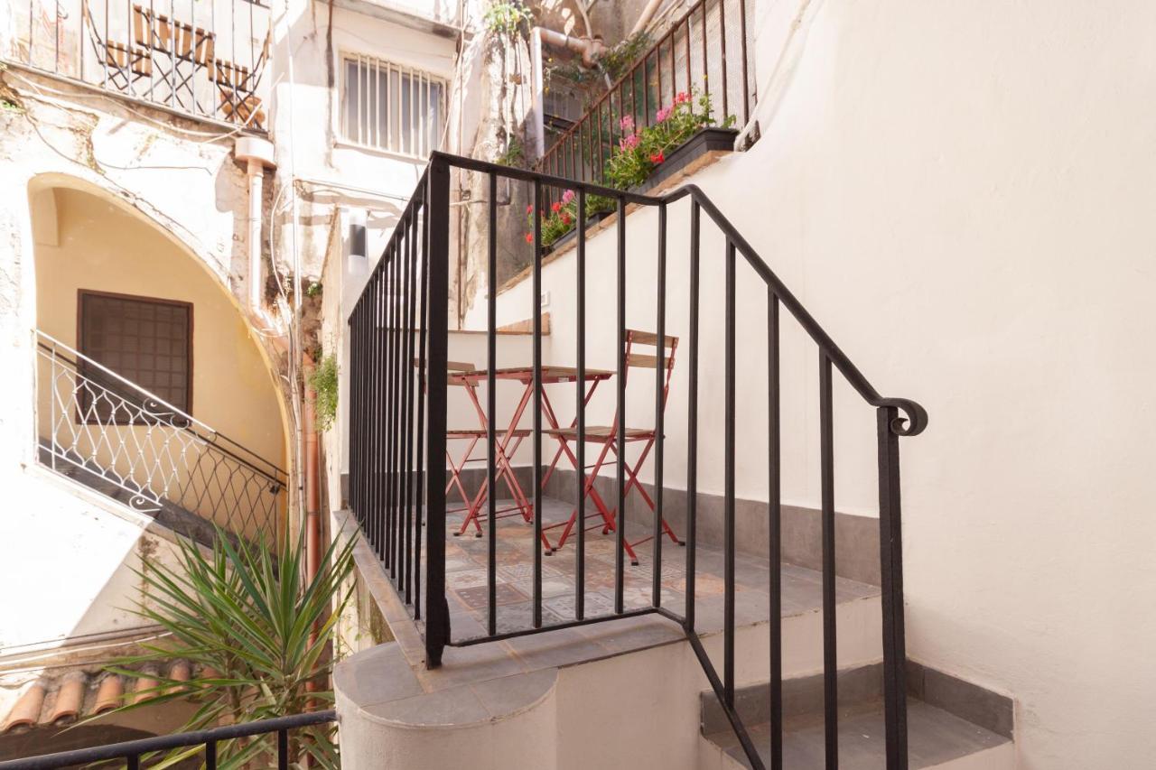 Studio Balcony